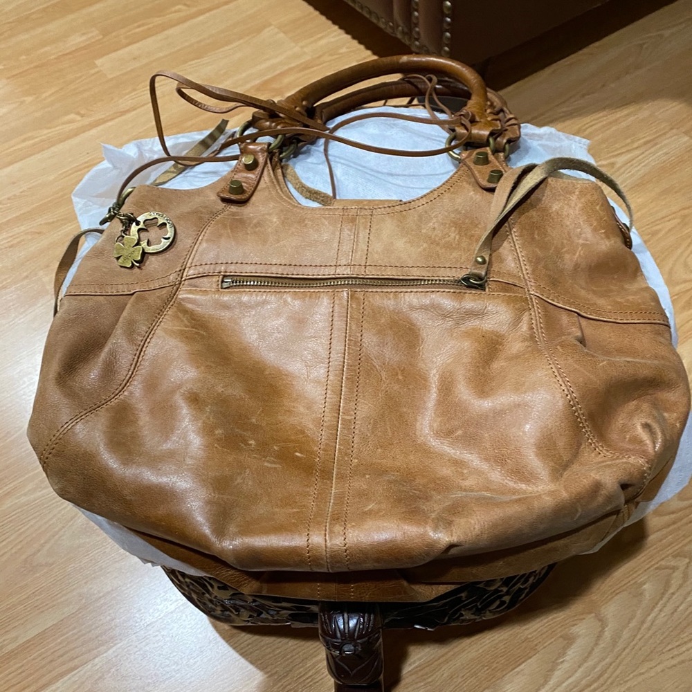 Lucky brand handbags